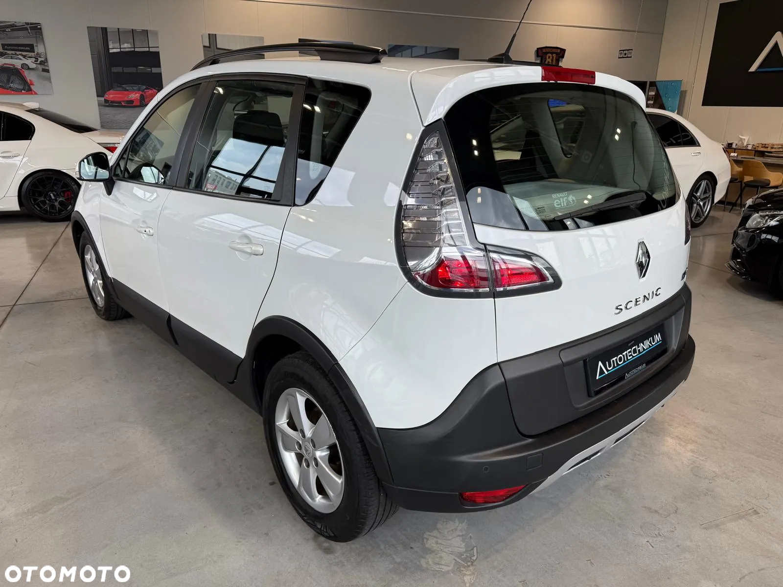 Renault Scenic ENERGY TCe 115 S&S Xmod Paris - 2
