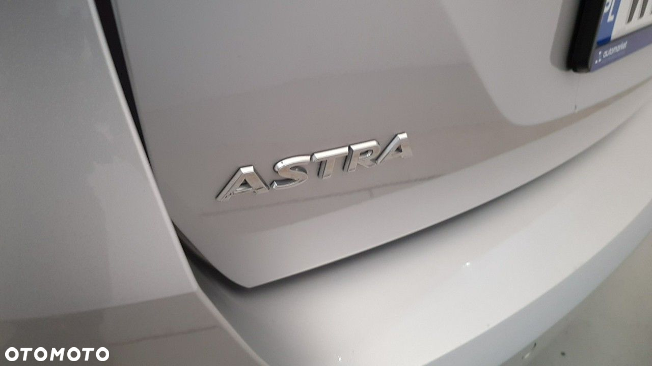 Opel Astra - 18