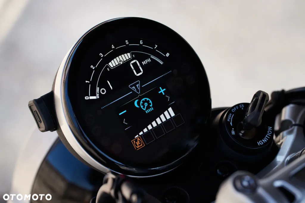 Triumph Speed Twin - 6