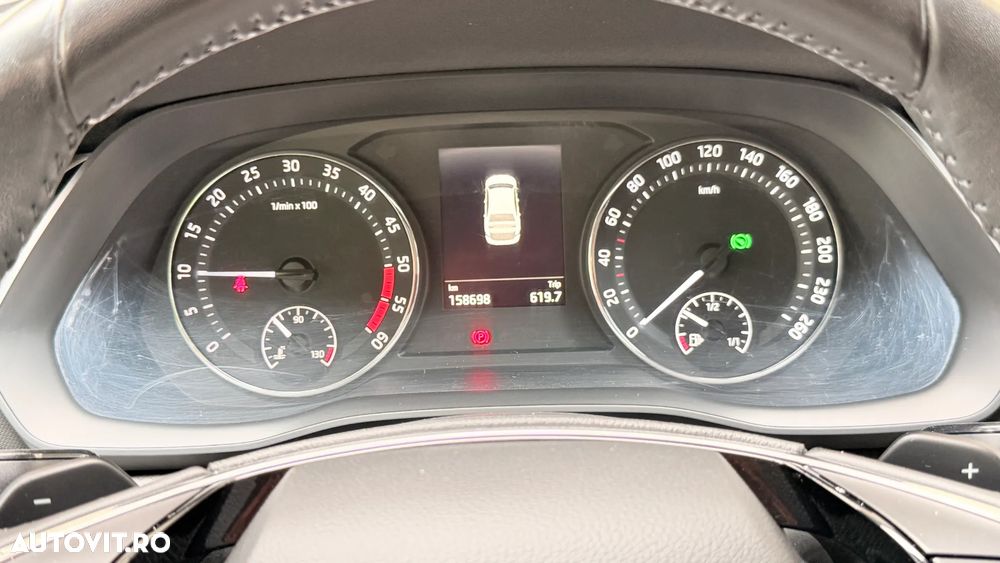 Skoda Octavia 2.0 TDI DSG Ambition - 22