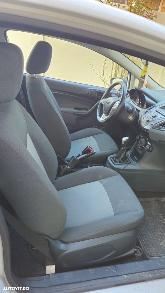 Ford Fiesta 1.4 TDCI Ambiente - 5