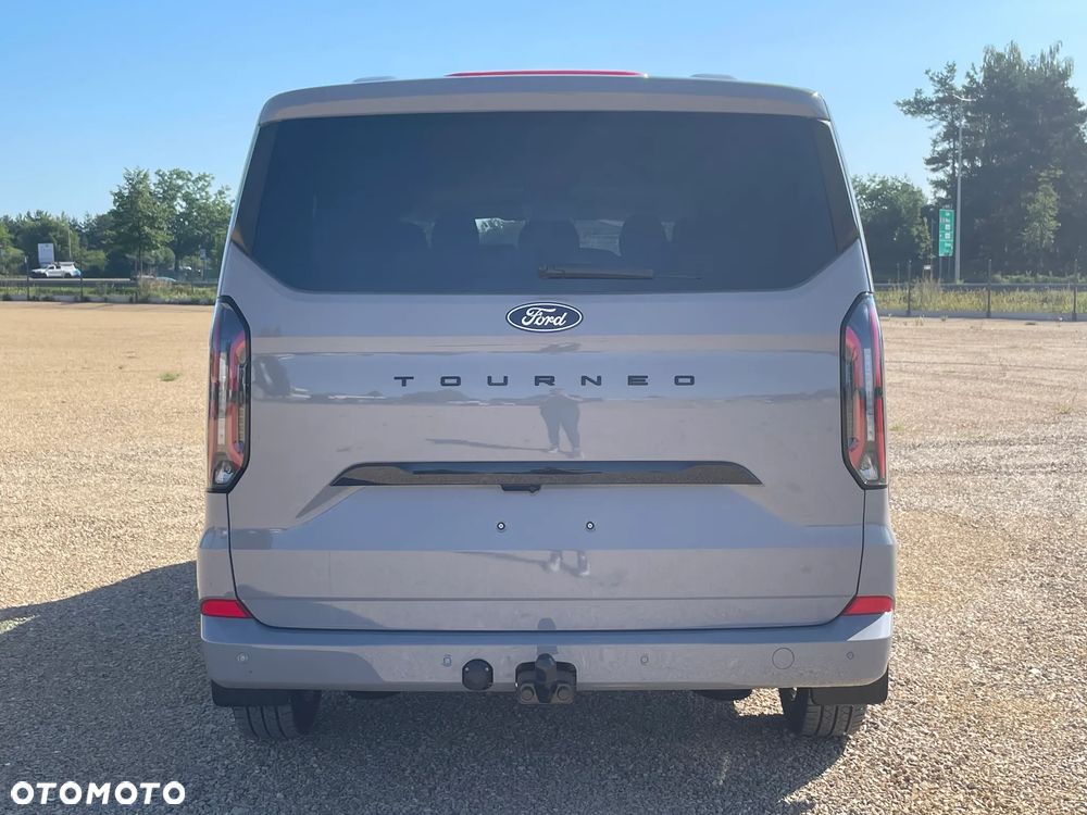 Ford Tourneo Custom 2.0 EcoBlue 320 L2 Titanium - 9