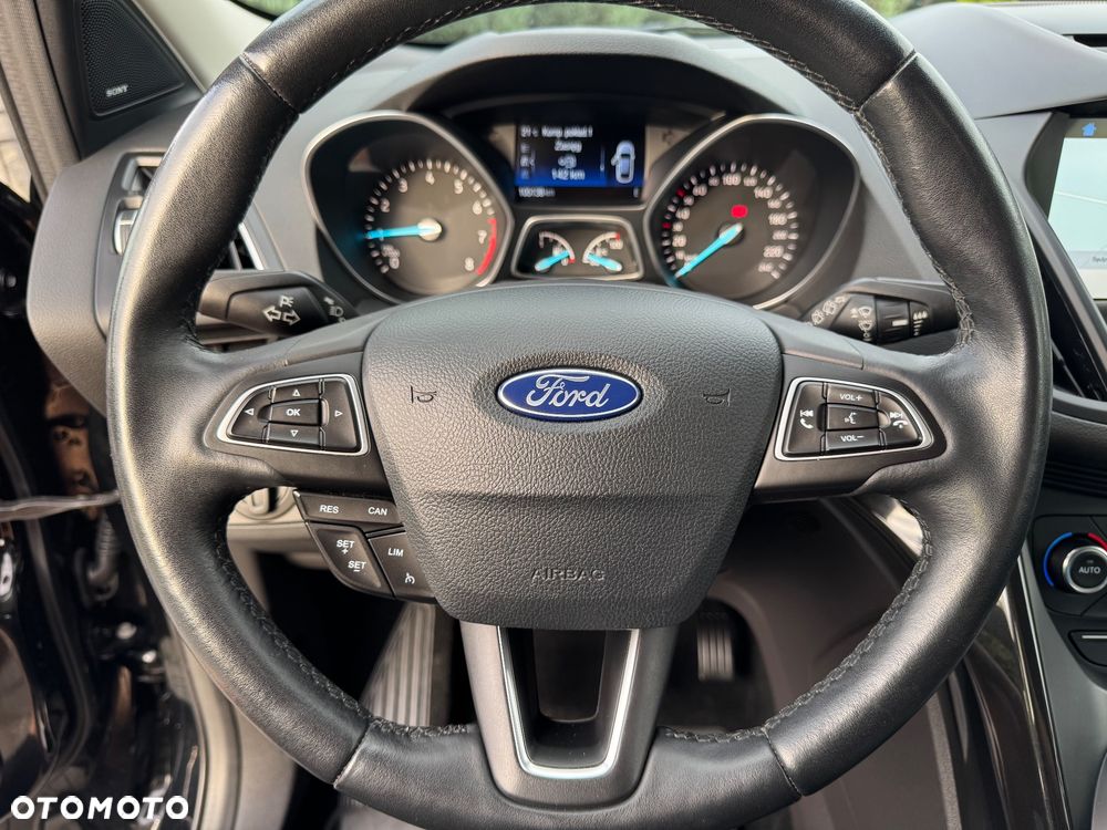 Ford Kuga - 20