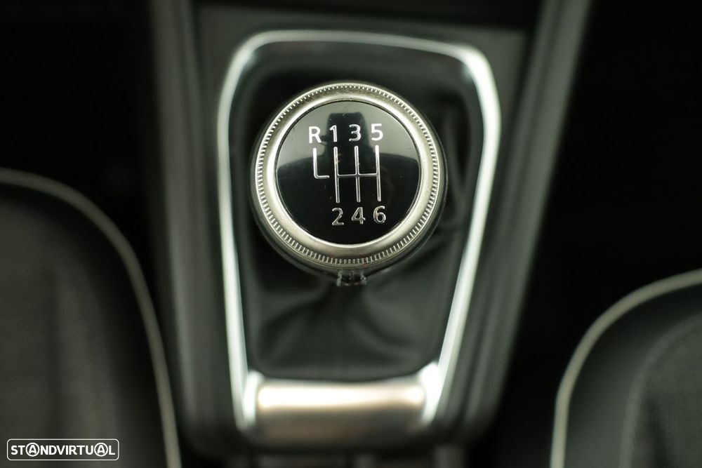 Renault Captur 1.0 TCe Techno Bi-Fuel - 14