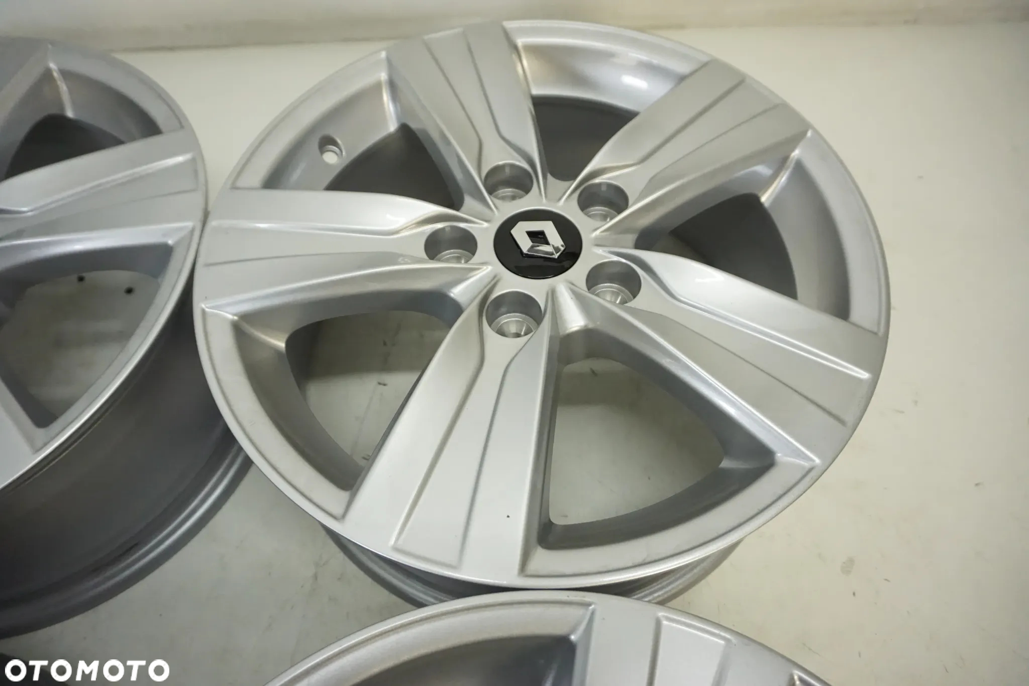 FELGI ALUMINIOWE 16 RENAULT LAGUNA III MEGANE IV CAPTUR II ARCANA TALISMAN KADJAR LATITUDE FLUENCE  KOLEOS KANGOO SCENIC III ZOE MERCEDES CITAN ORYGINAŁ NOWE - 3