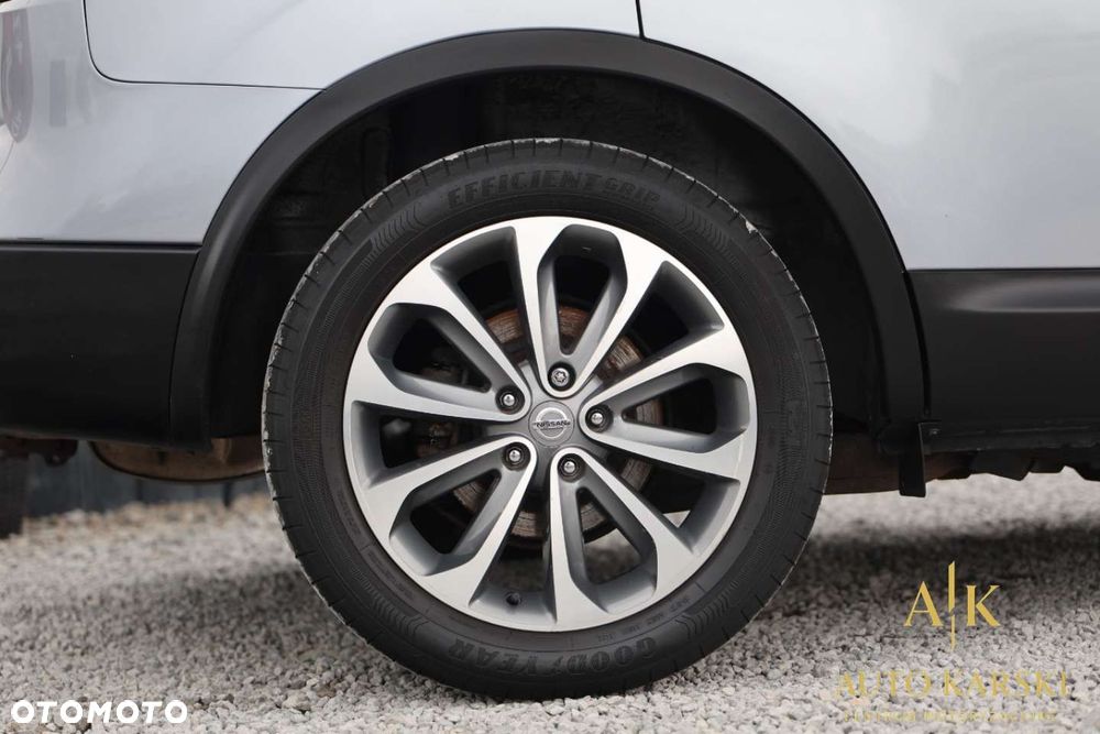 Nissan Qashqai+2 - 15