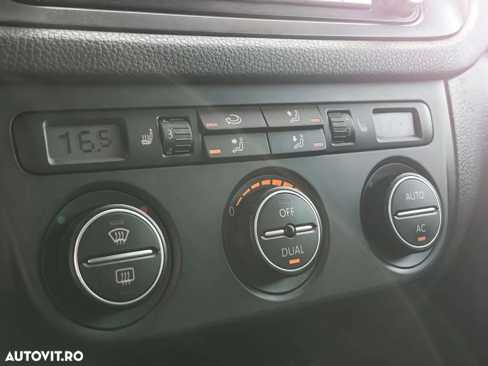 Volkswagen Tiguan - 16