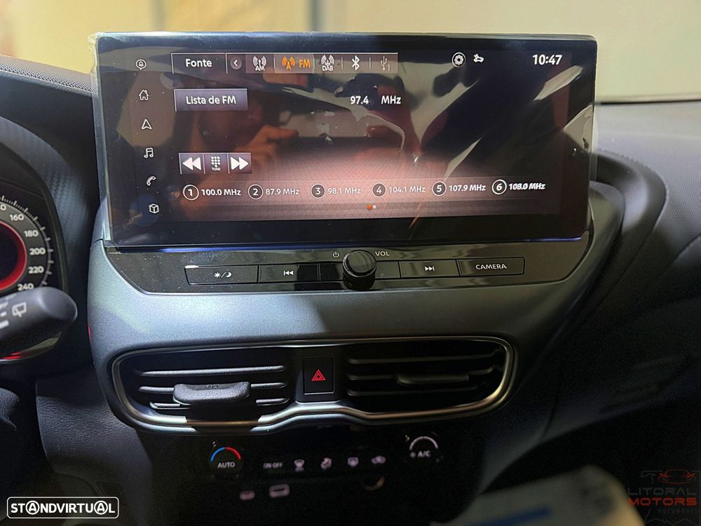 Nissan Juke 1.0 DIG-T N-Connecta NAV. - 28