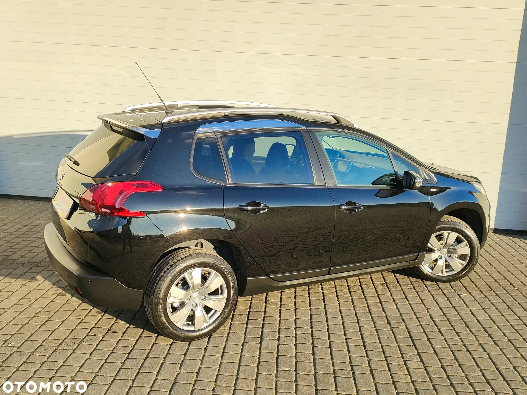 Peugeot 2008 1.2 Pure Tech Style - 31