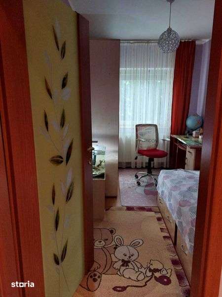 Apartament 4 camere Cartier Caraiman Zarnesti — fotografia 1