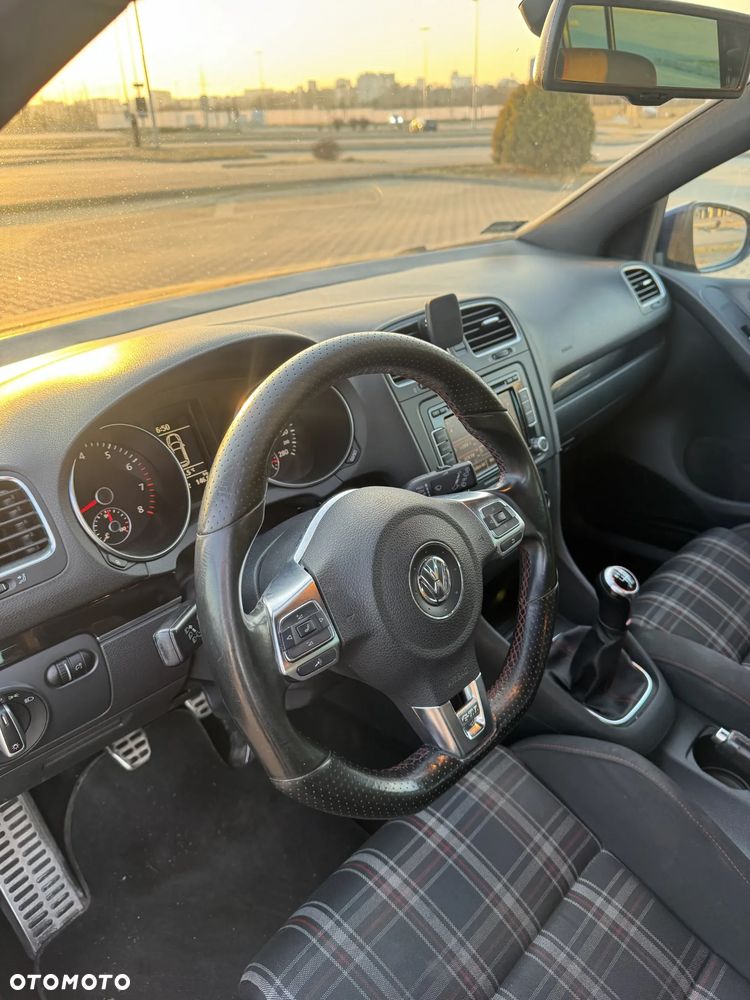 Volkswagen Golf 2.0 GTI - 20