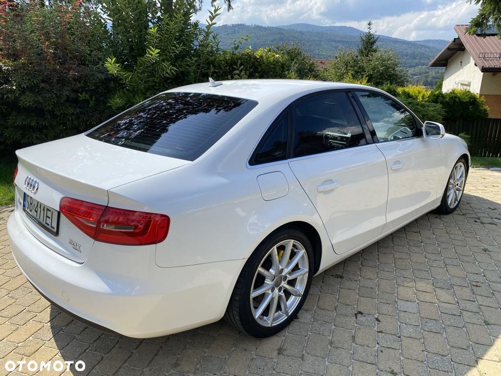 Audi A4 Limousine - 25