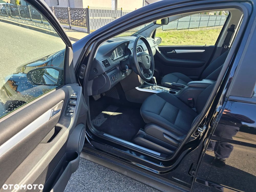 Mercedes-Benz Klasa B - 9