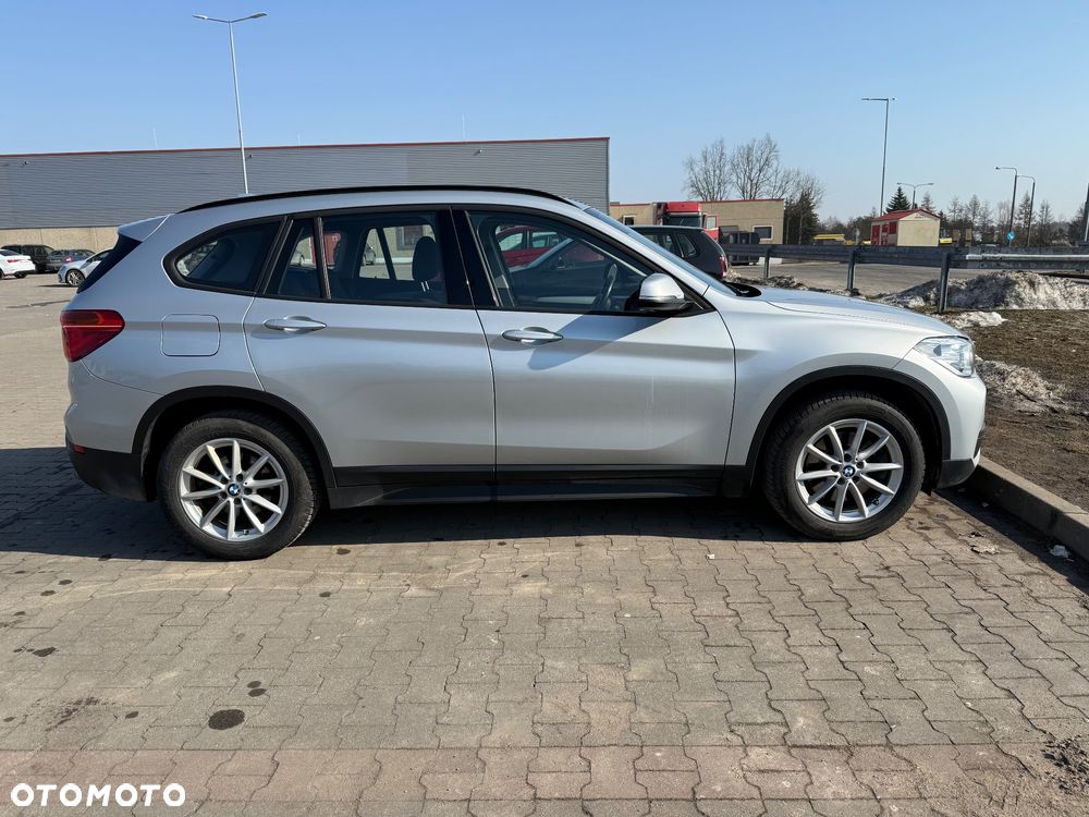 BMW X1 xDrive20d Advantage - 8