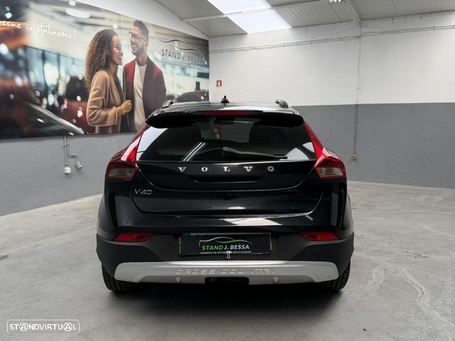 Volvo V40 1.6 D2 Momentum Eco - 7