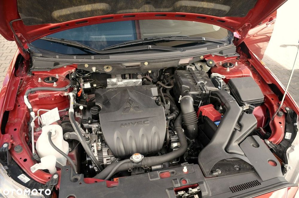 Mitsubishi Lancer - 25