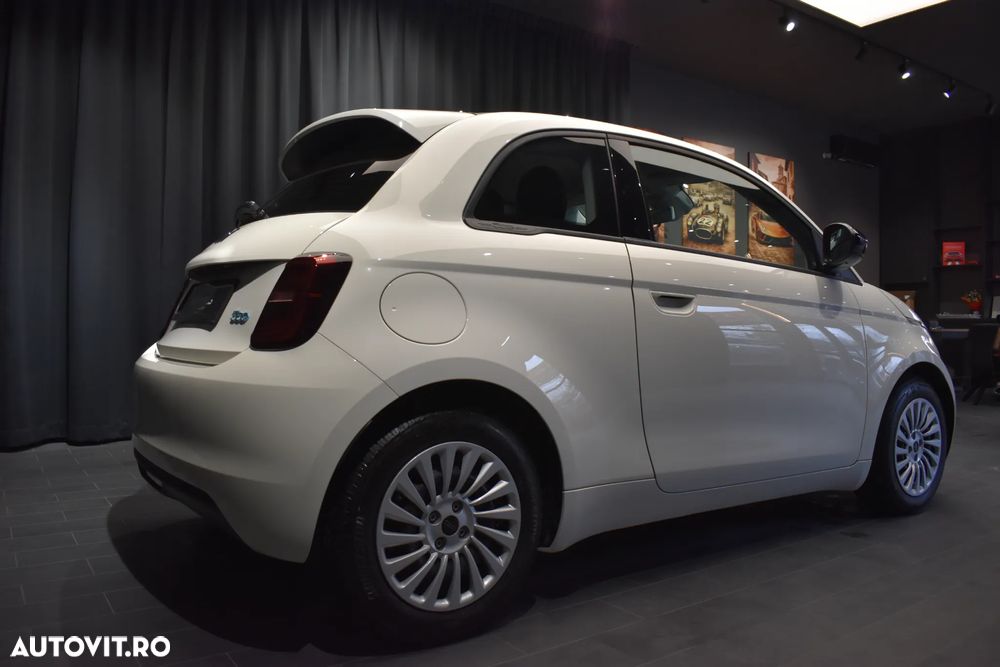 Fiat 500E - 5