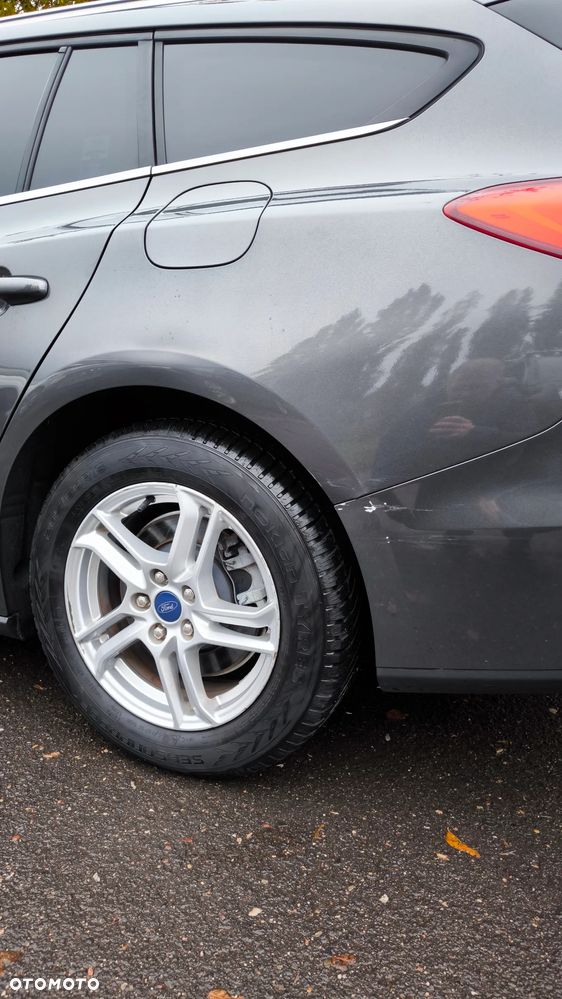 Ford Focus 1.5 EcoBoost Trend Edition Business - 17