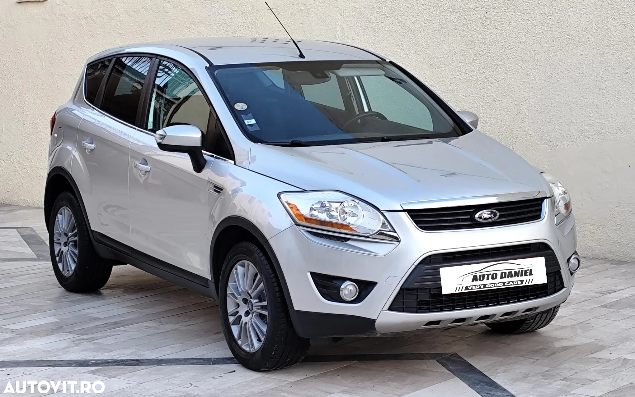 Ford Kuga - 11