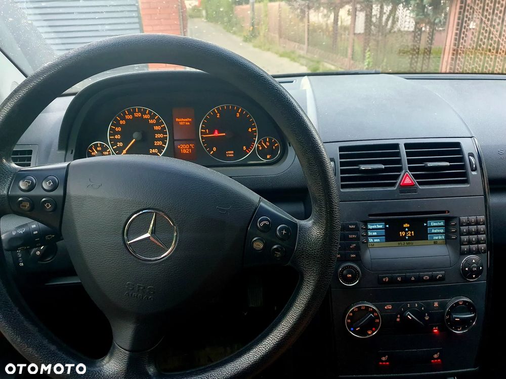 Mercedes-Benz Klasa A 180 CDI Special Edition - 7