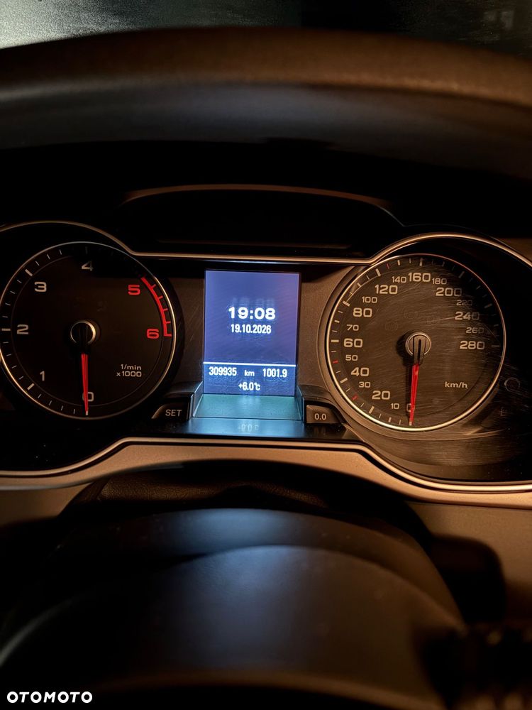 Audi A4 Avant - 19
