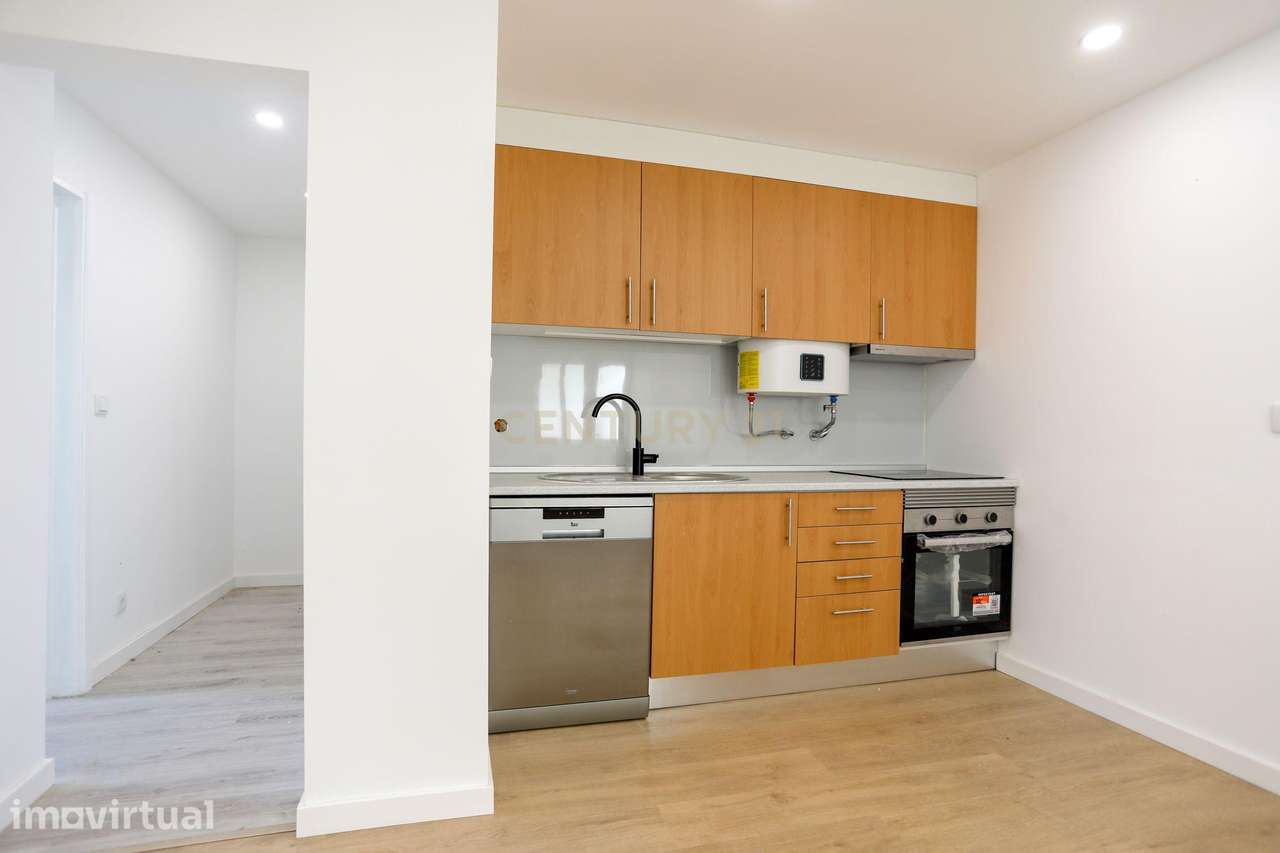 Apartamento T2 com arrecadação em Peniche - Grande imagem: 3/31