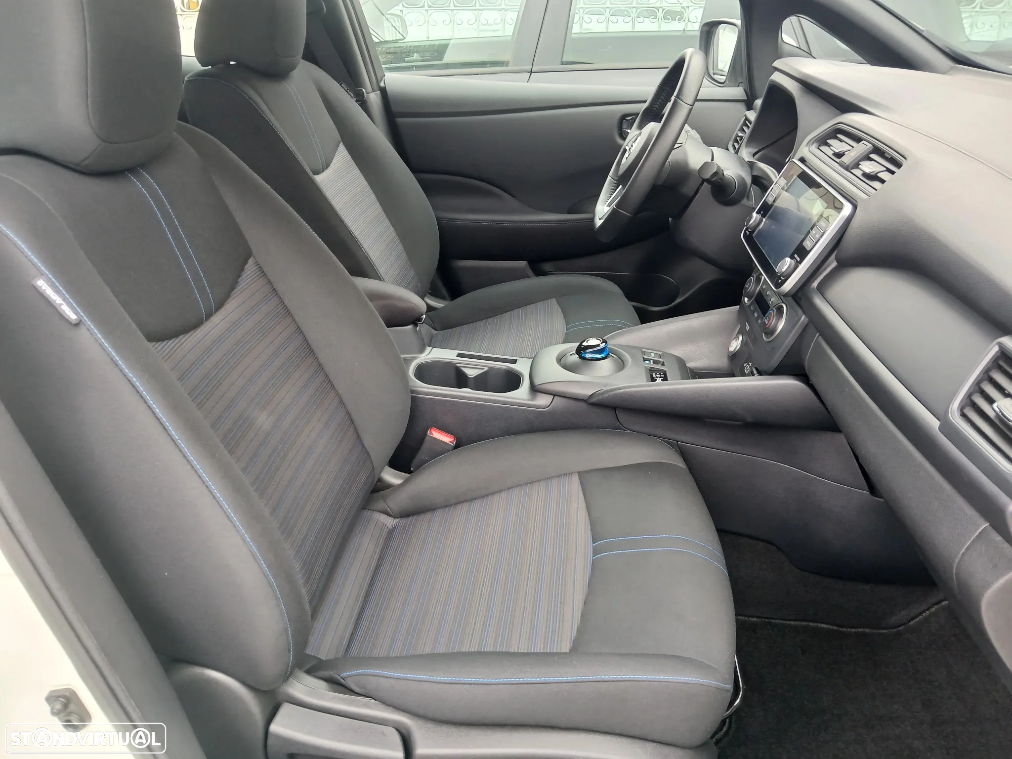 Nissan Leaf 40 kWh Tekna - 24