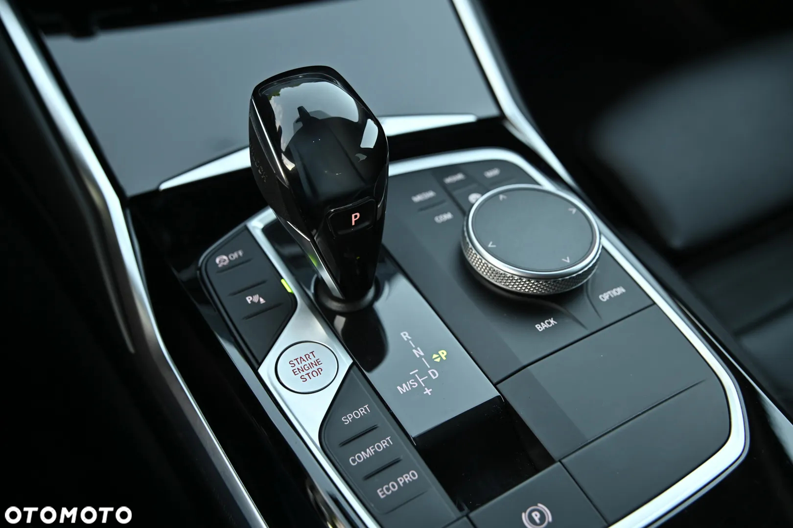 BMW Seria 3 - 38