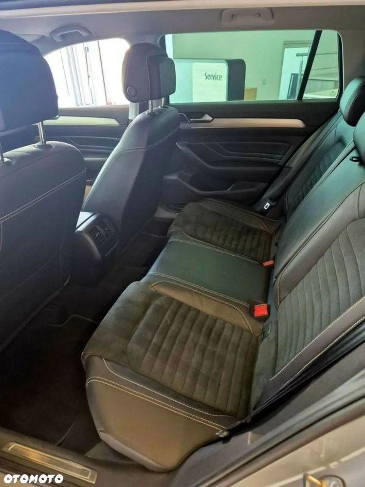Volkswagen Passat 1.5 TSI EVO Elegance DSG - 11