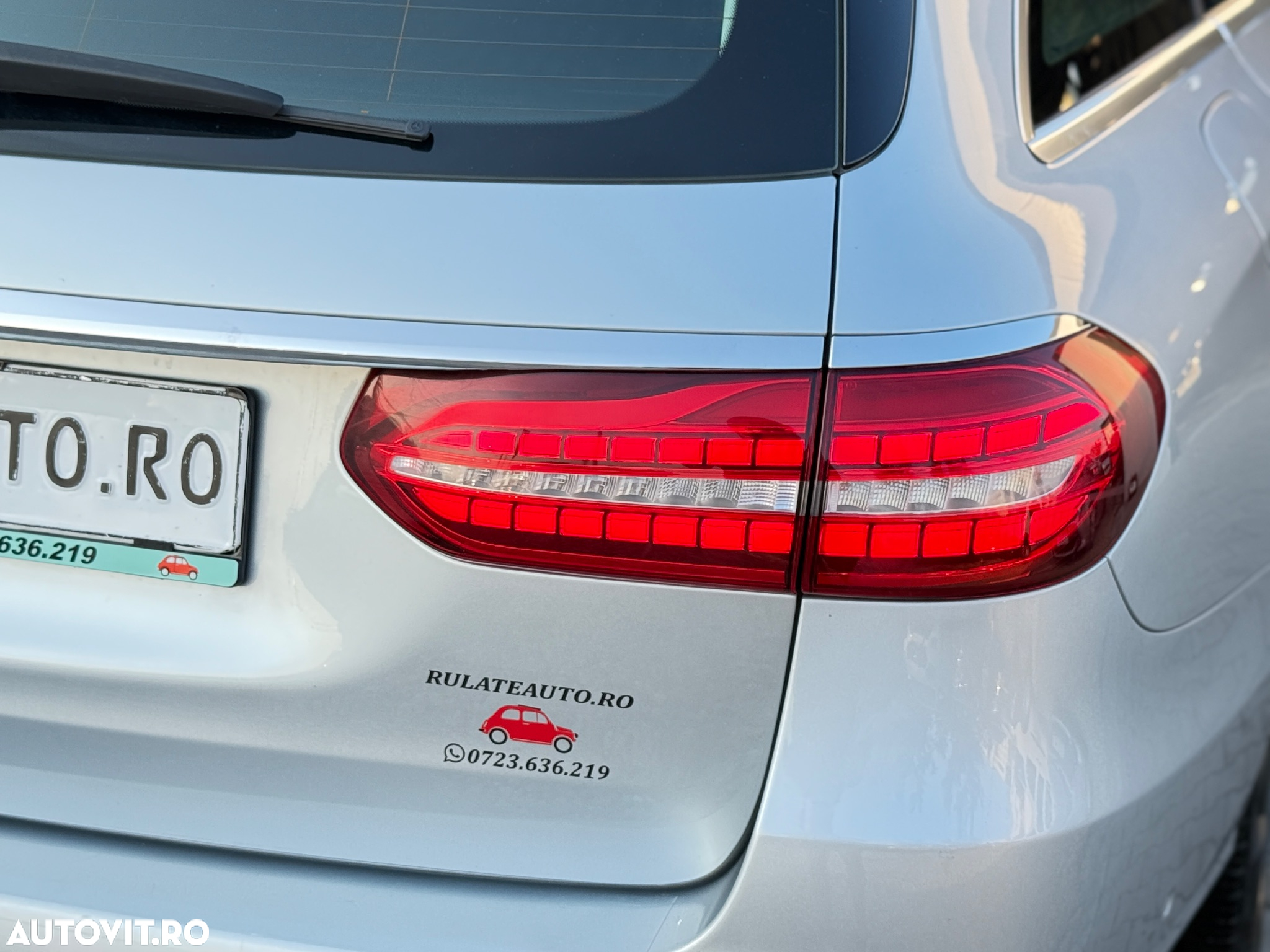 Mercedes-Benz E 220 d T 9G-TRONIC Avantgarde - 20