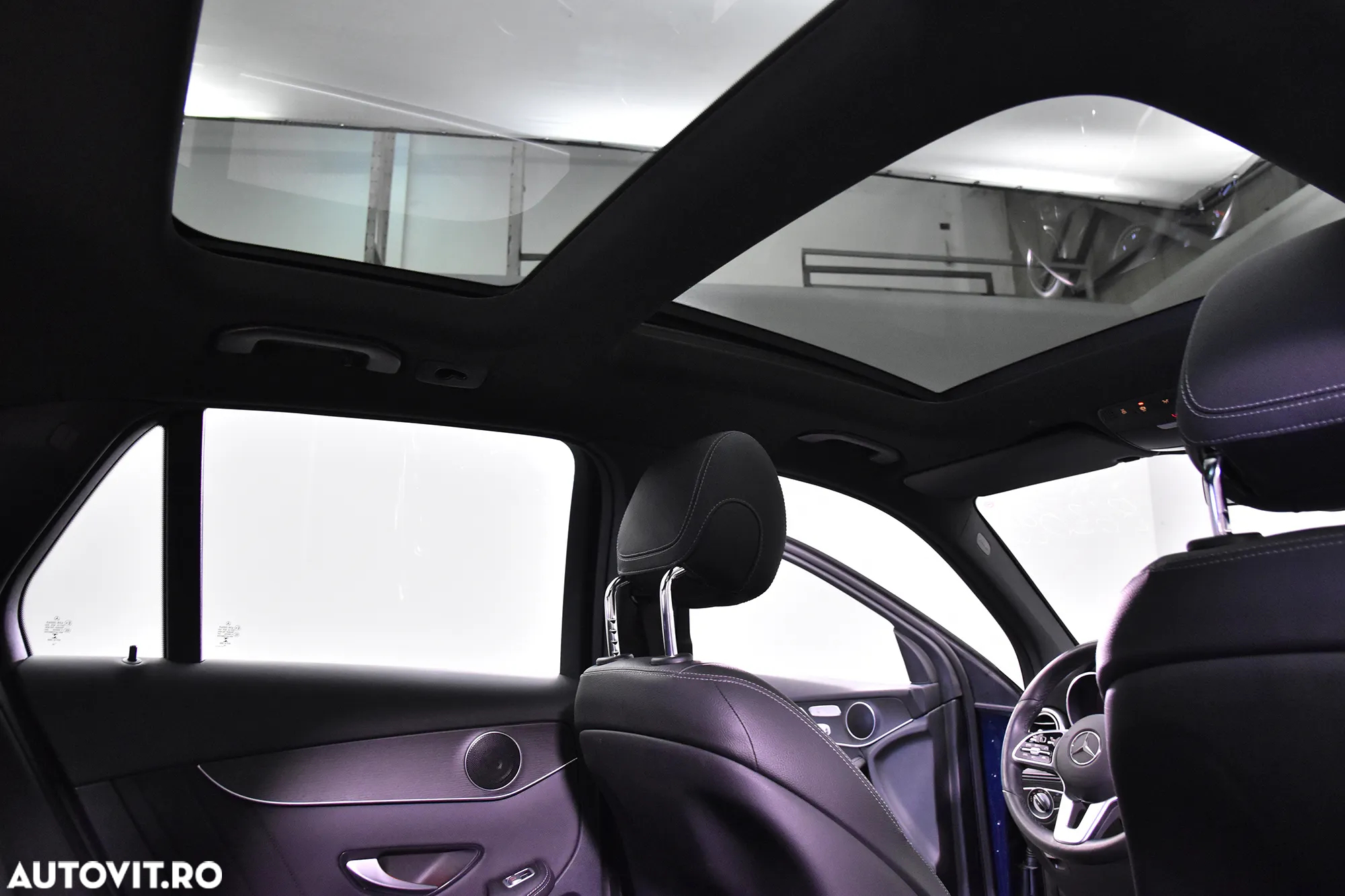 Mercedes-Benz GLC 300 e 4MATIC - 25