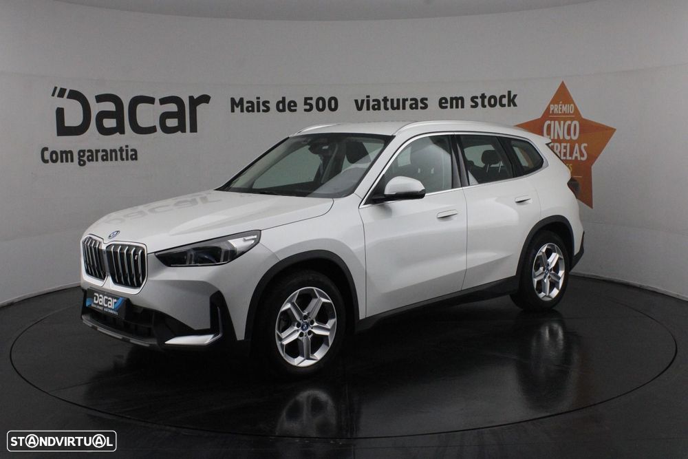 BMW iX1 xDrive30 — photo 3