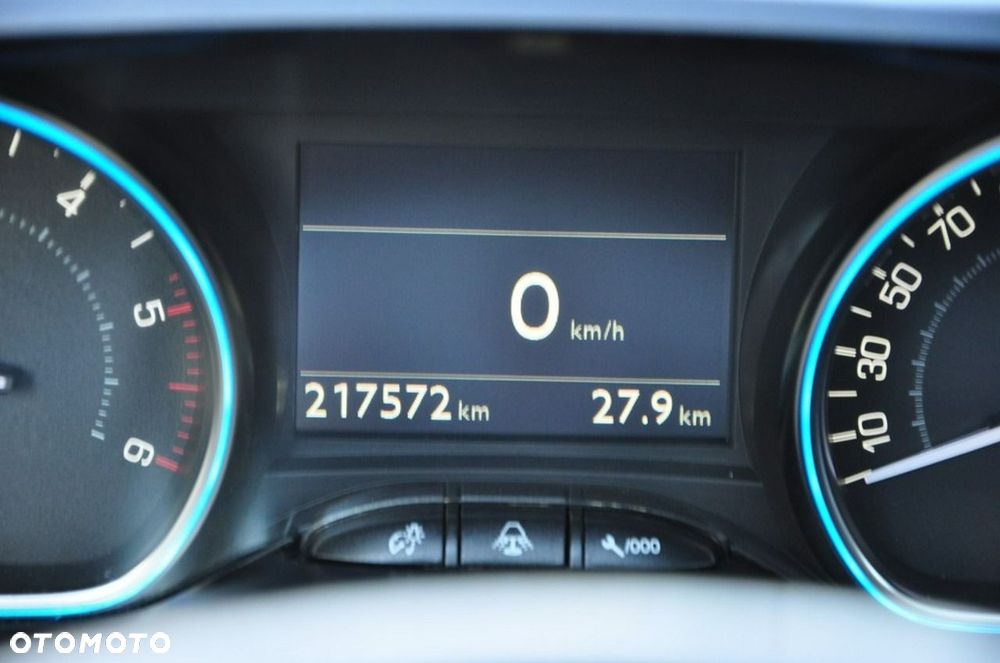 Peugeot 2008 - 37