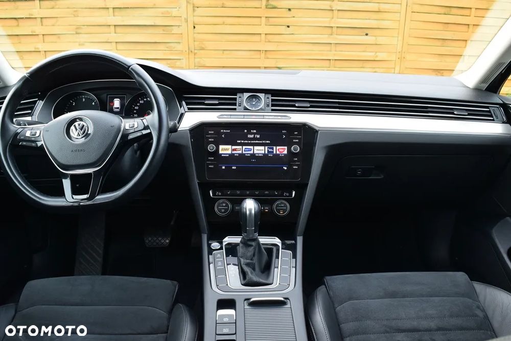 Volkswagen Passat 2.0 TDI BMT Highline DSG - 34
