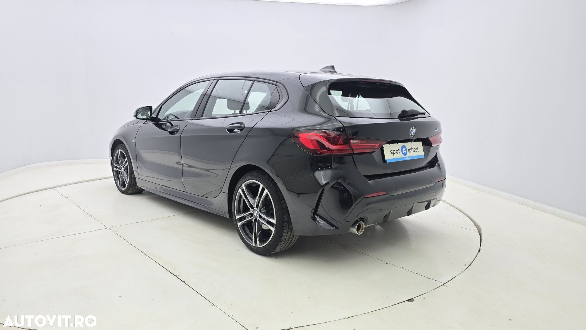 BMW Seria 1 - 8