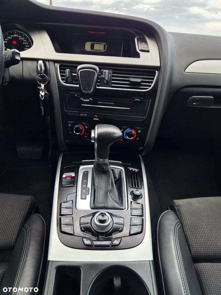 Audi A4 Avant 3.0 TDI DPF quattro S tronic S line Sportpaket - 14