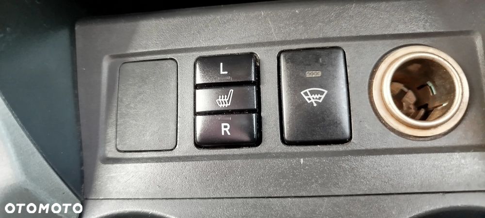 Toyota RAV4 - 12