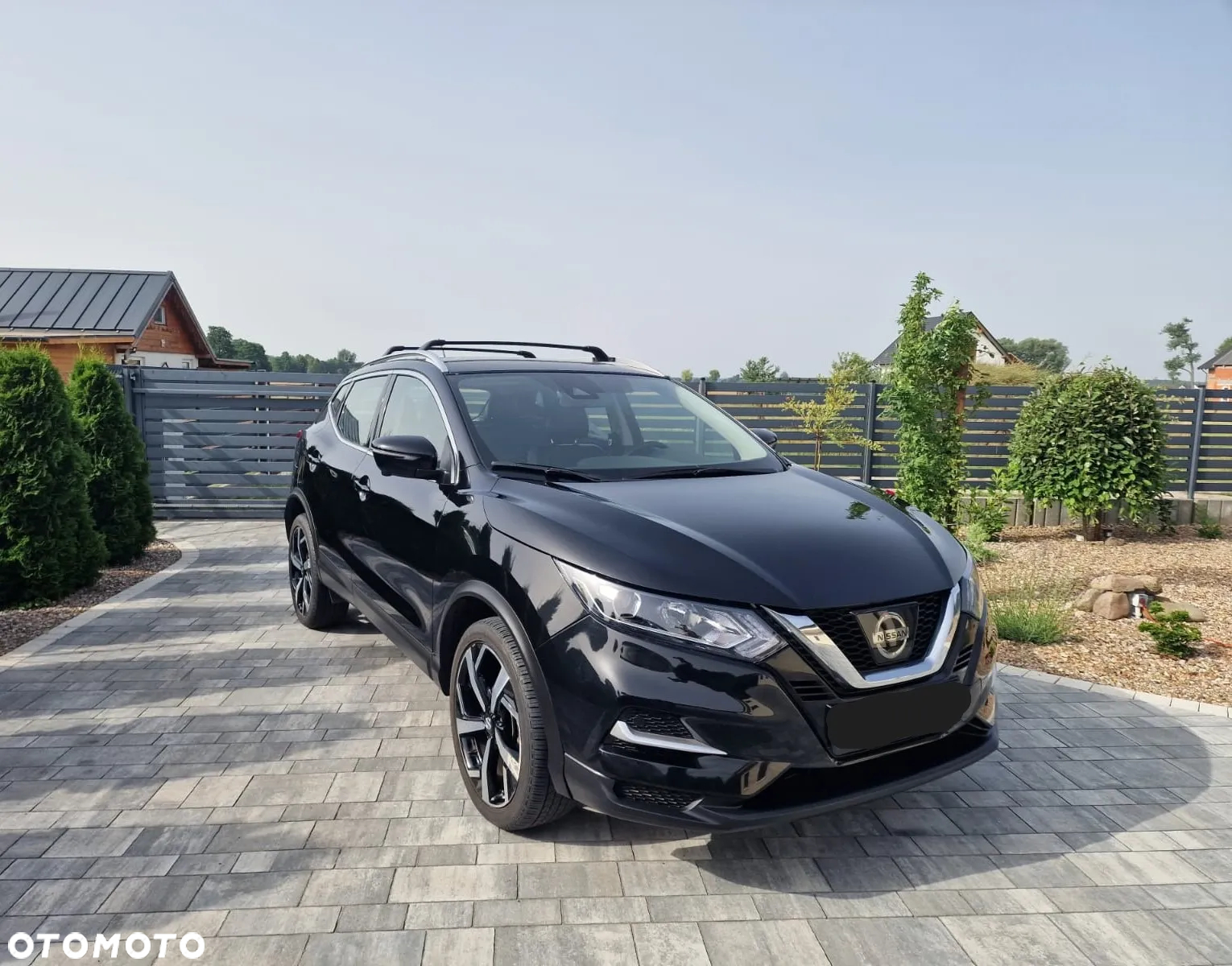 Nissan Qashqai - 2