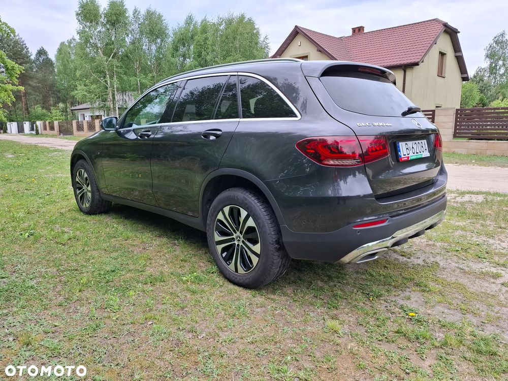 Mercedes-Benz GLC 300 de 4Matic 9G-TRONIC - 5