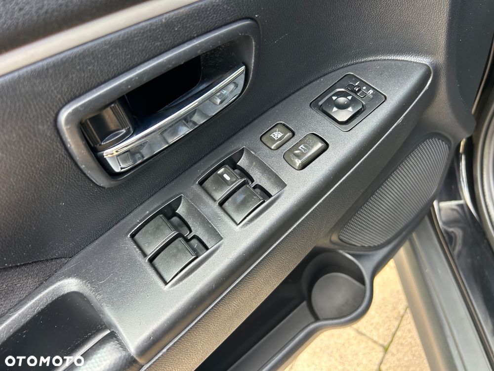 Mitsubishi ASX 1.6 2WD Instyle - 12