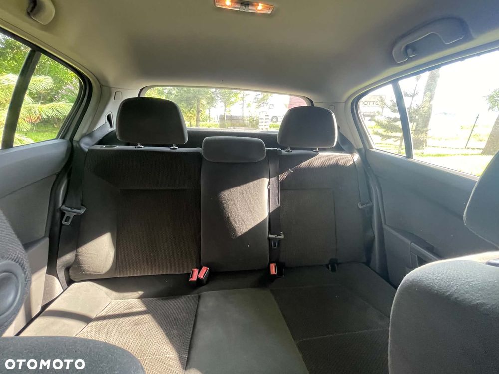 Opel Astra - 10