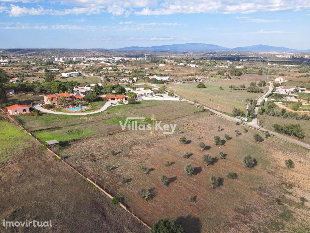 Quinta para venda em Lagos, perto do Golfe Palmares e da Meia Praia - Grande imagem: 2/59