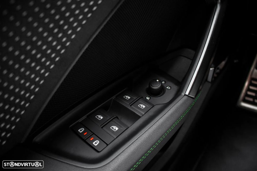 Audi RS3 Sportback 2.5 TFSI quattro S tronic - 24