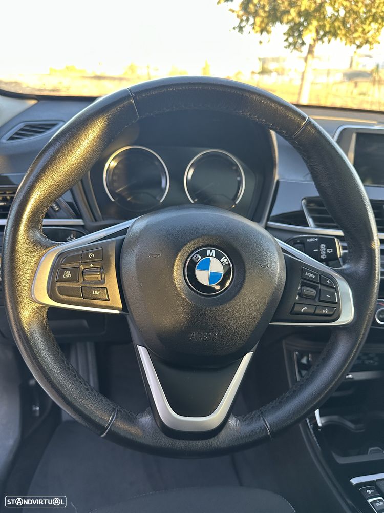 BMW X1 16 d sDrive Auto Line Sport - 20