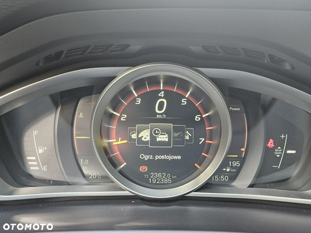 Volvo V40 T2 Inscription - 17