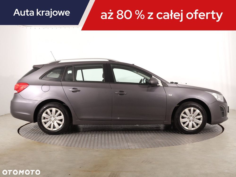 Chevrolet Cruze - 8