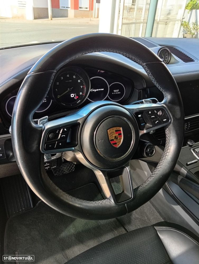 Porsche Cayenne Coupé E-Hybrid Platinum Edition - 8