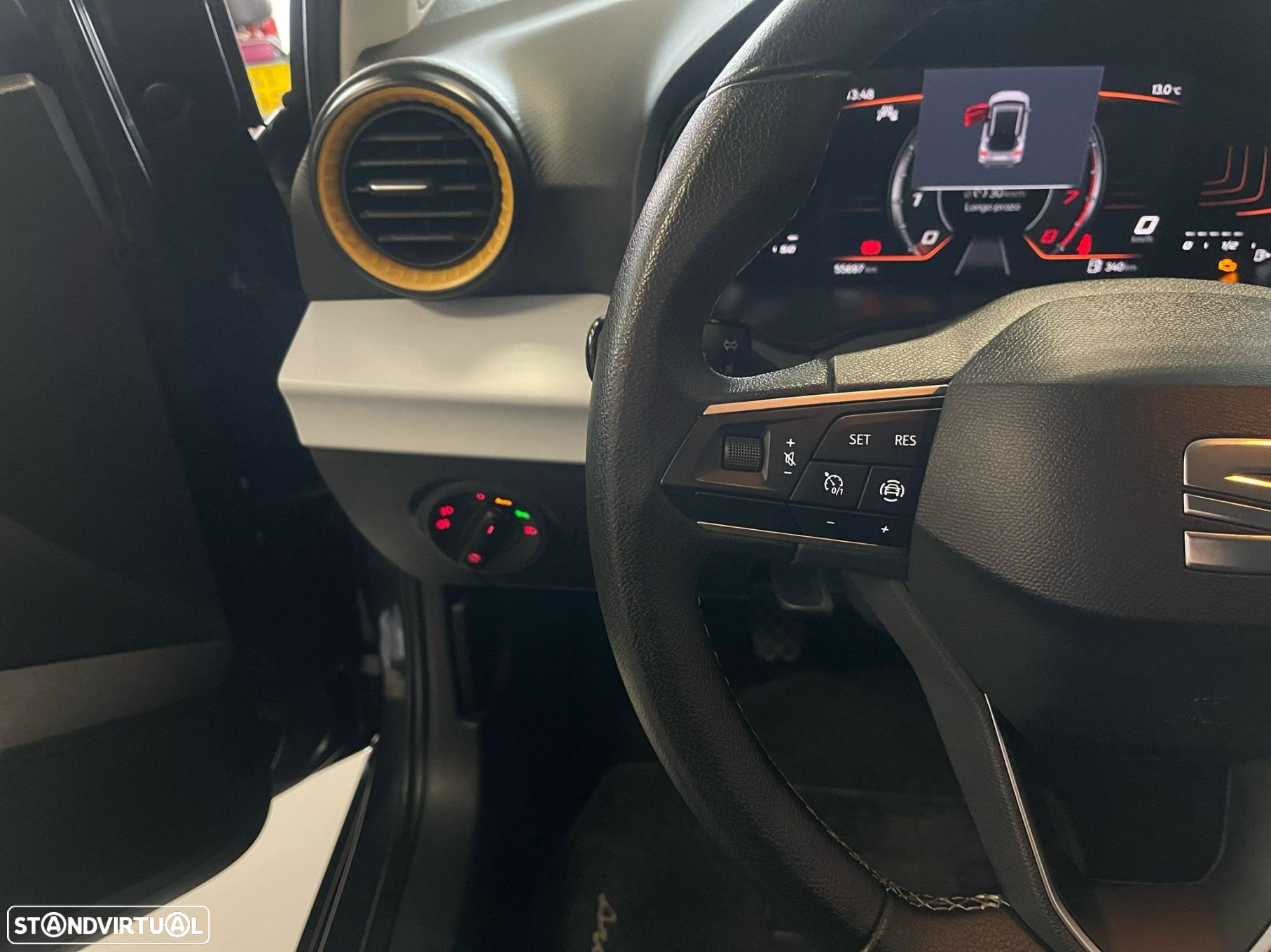 SEAT Arona 1.0 TSI Xperience - 13