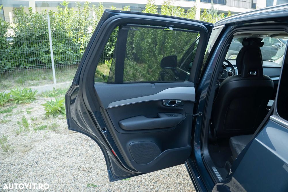 Volvo XC 90 T8 AWD Recharge Geartronic Inscription Edition - 33