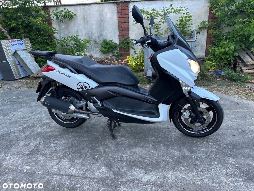 Yamaha X-max - 3
